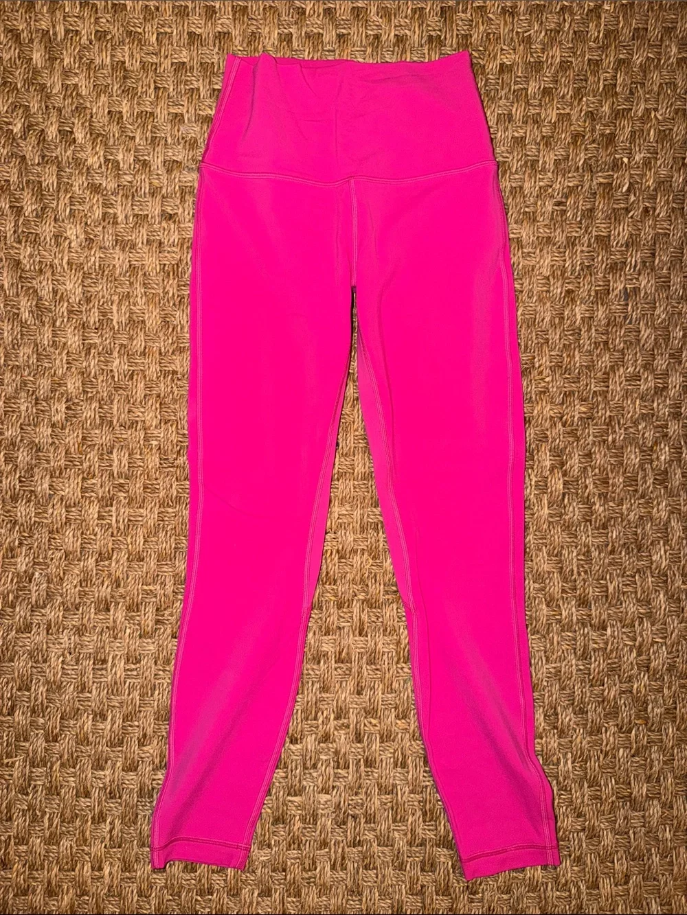 lululemon Women's High-Waist Sonic Pink Align Leggings Size 4